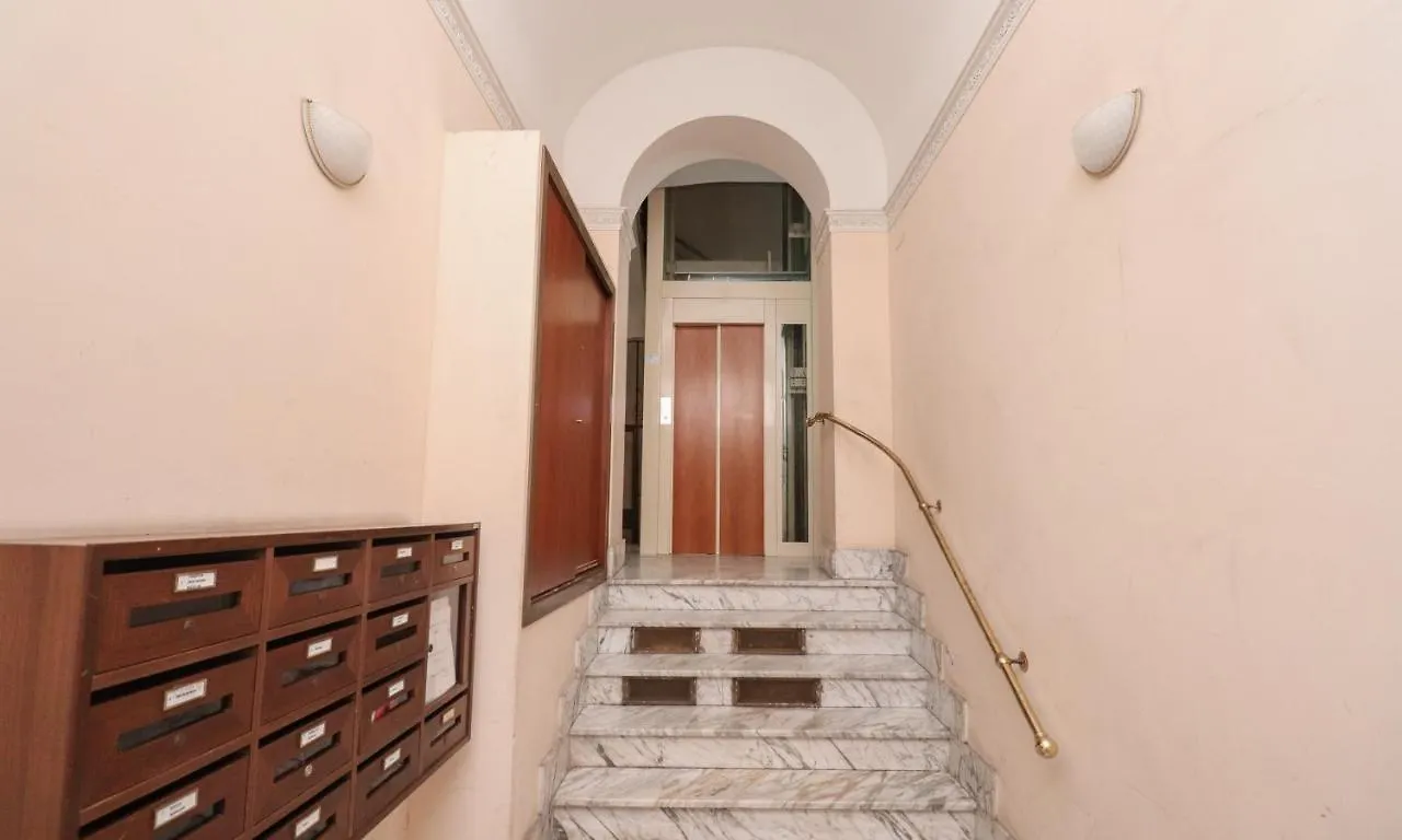Apartment Romecentro 5Minuti Dalla Stazione Italy